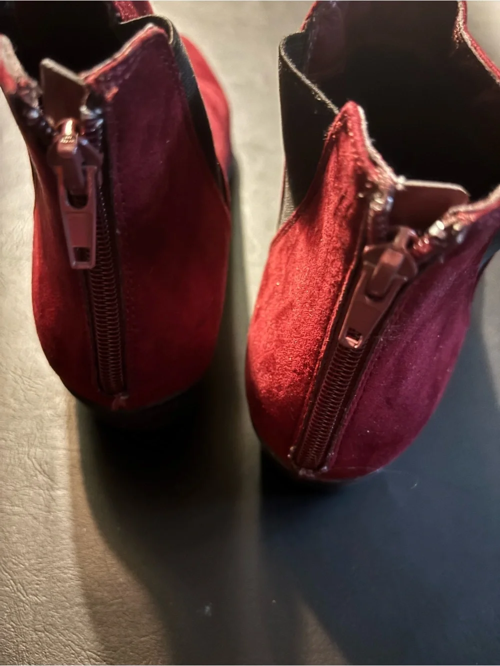 Espirit Tiffany Burgundy Suede Ankle Boots Booties Shooties size 9
